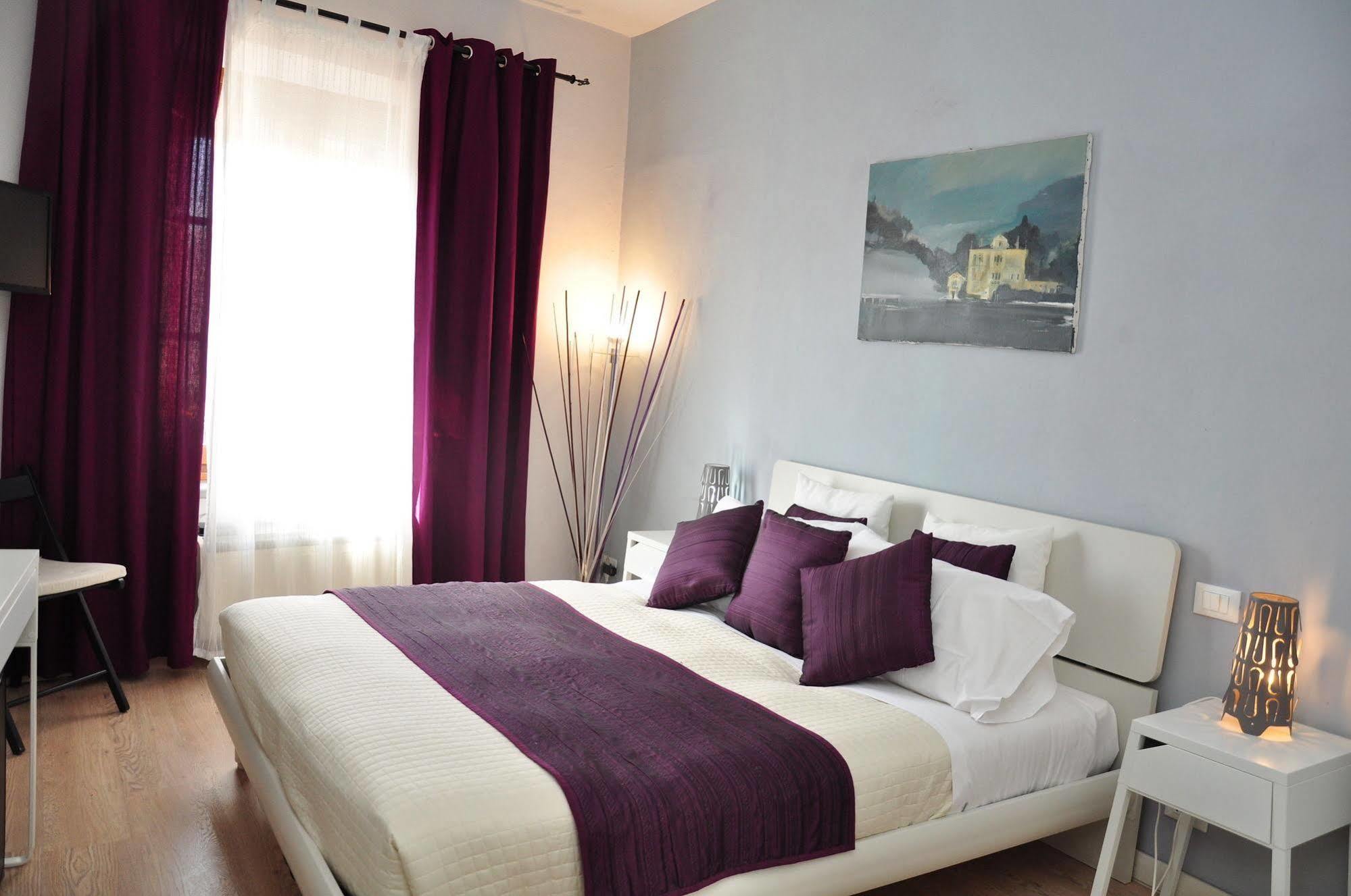 At Home Bed And Breakfast Лука Екстериор снимка