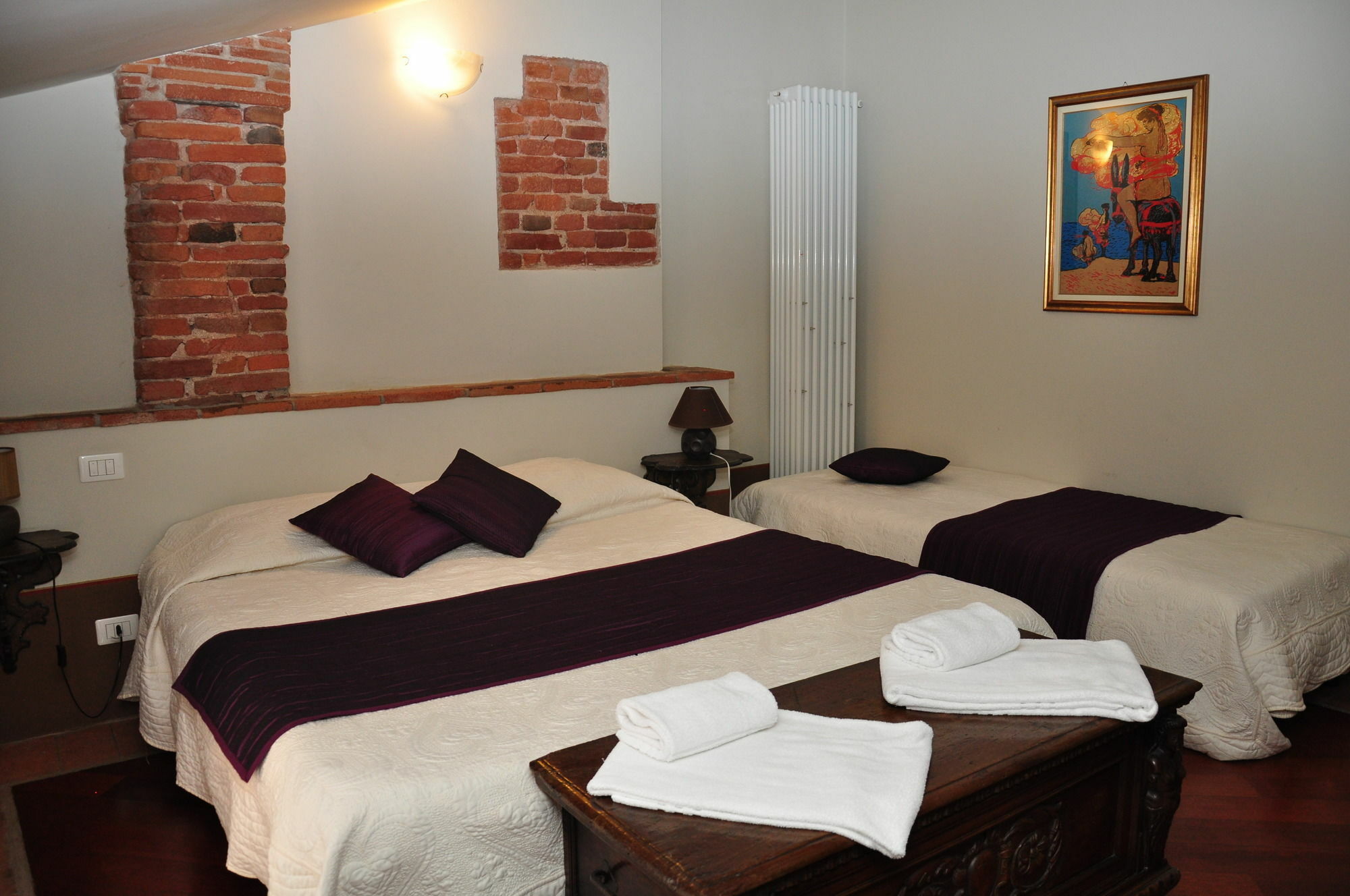 At Home Bed And Breakfast Лука Екстериор снимка